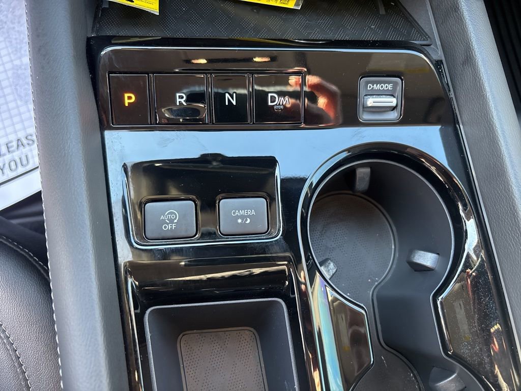 Used 2025 Nissan Murano SV image 22