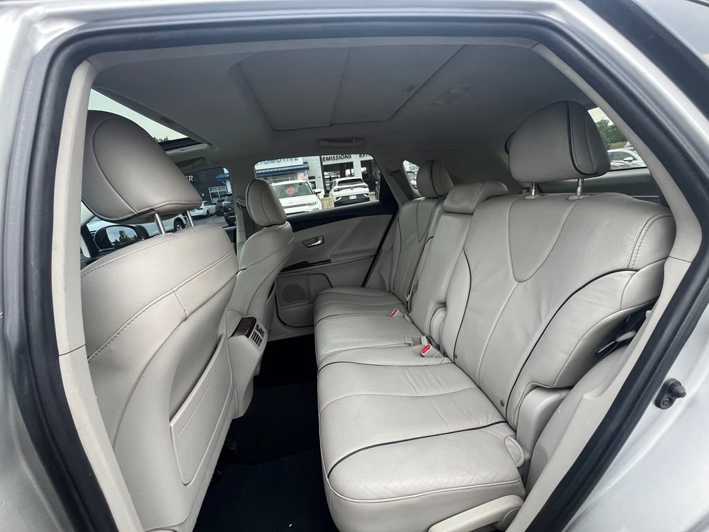 Used 2009 Toyota Venza AWD image 24