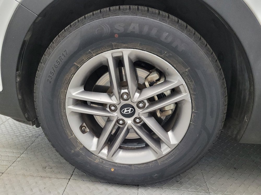 Used 2018 Hyundai Santa Fe Sport FWD image 31