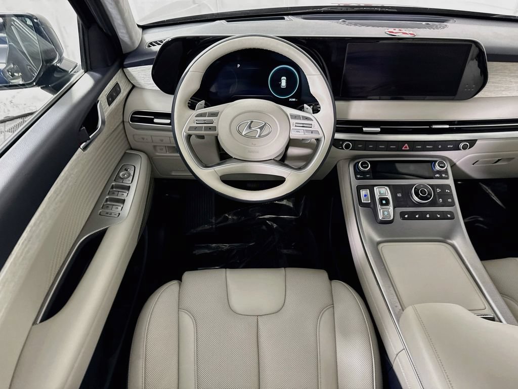 Used 2024 Hyundai Palisade Calligraphy AWD/4WD image 3
