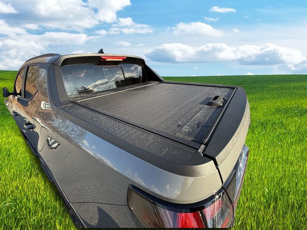 Used 2024 Hyundai Santa Cruz Night image 14