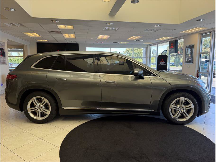 Used 2023 Mercedes-Benz EQS 450+ 4MATIC SUV image 4