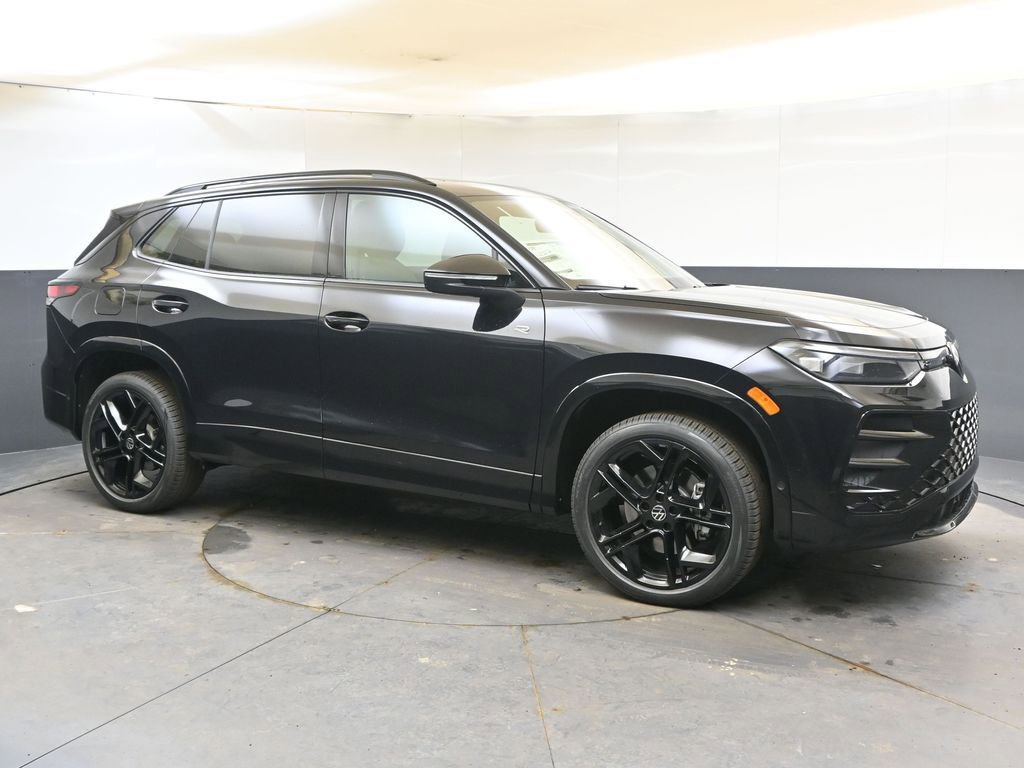 New 2026 Volkswagen Tiguan SE R-Line image 7