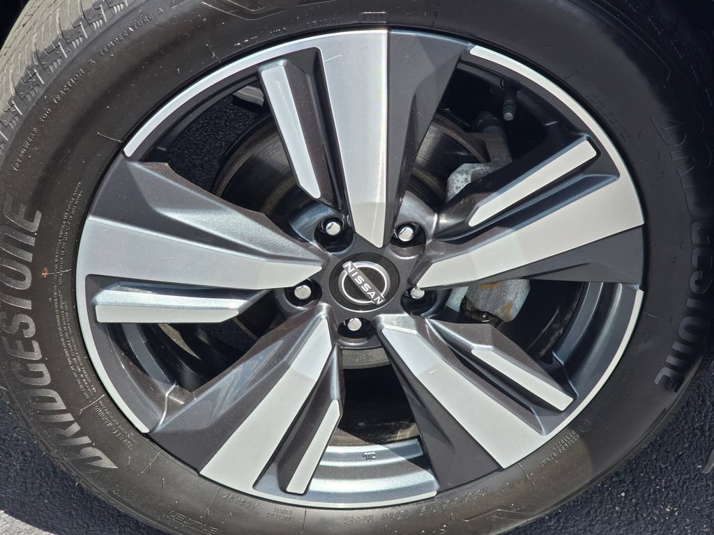 Used 2023 Nissan Rogue SL w/ SL Premium Package AWD/4WD image 10