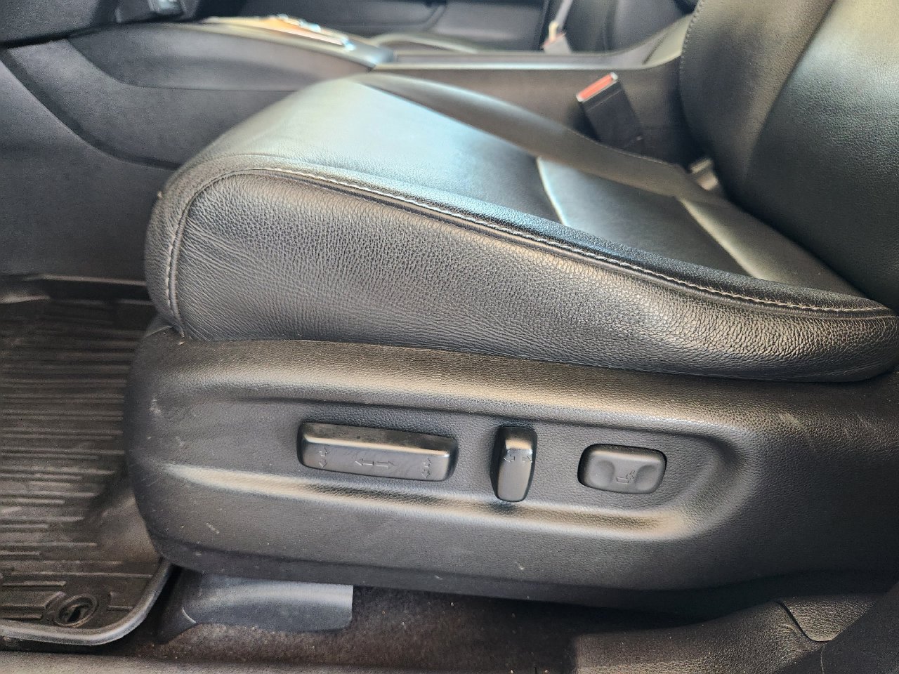 Used 2022 Honda Pilot Special Edition image 23