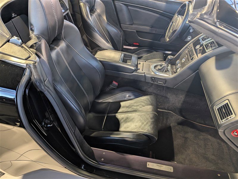 Used 2008 Aston Martin V8 Vantage Roadster image 27