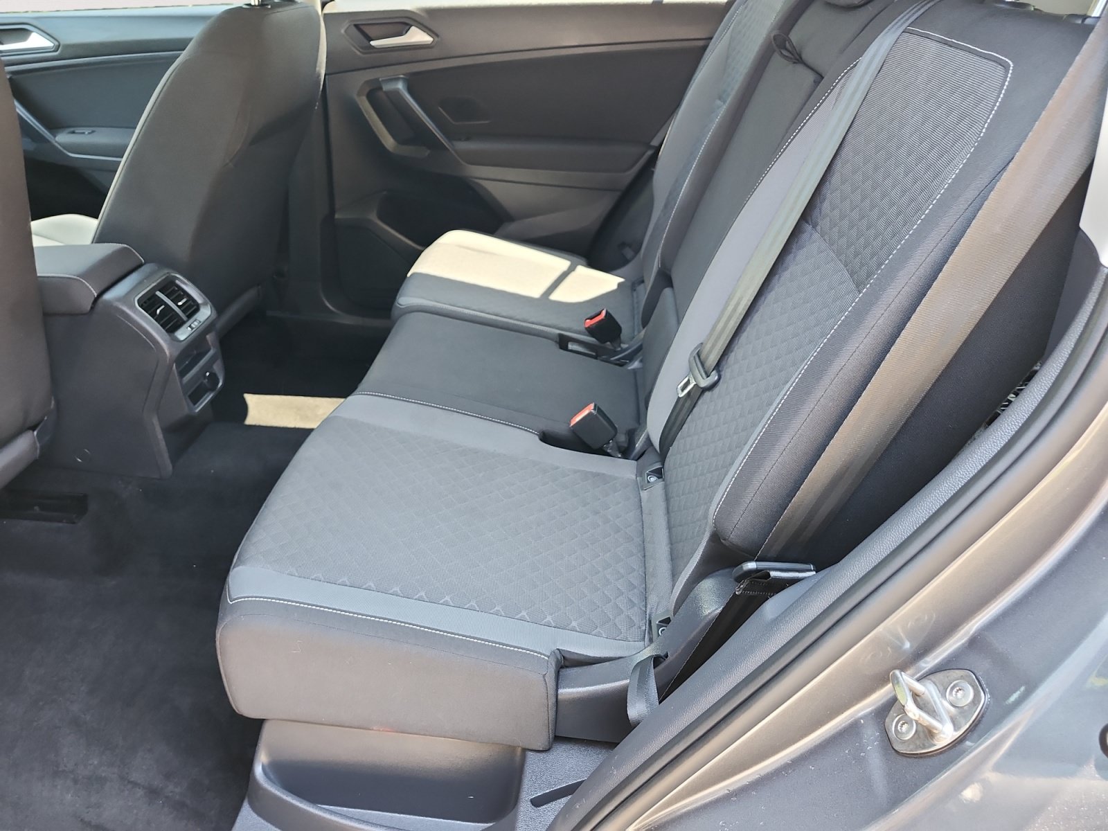 Used 2021 Volkswagen Tiguan S AWD/4WD image 14