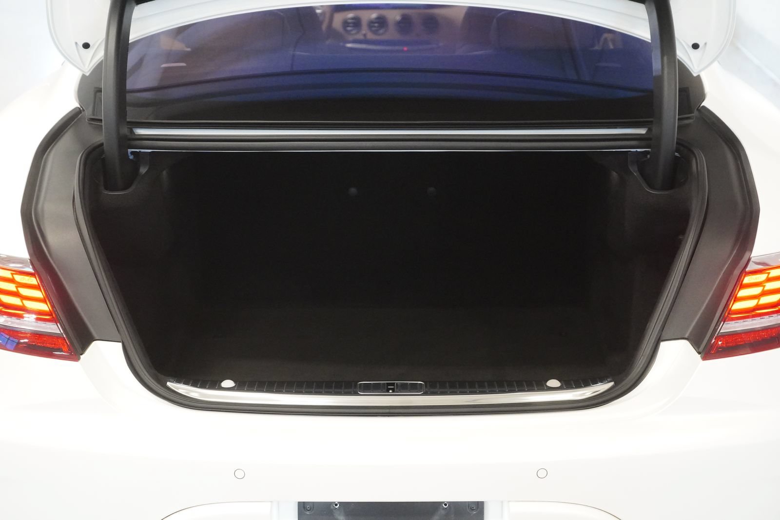 Certified 2021 Mercedes-Benz S 560 4MATIC Coupe image 31