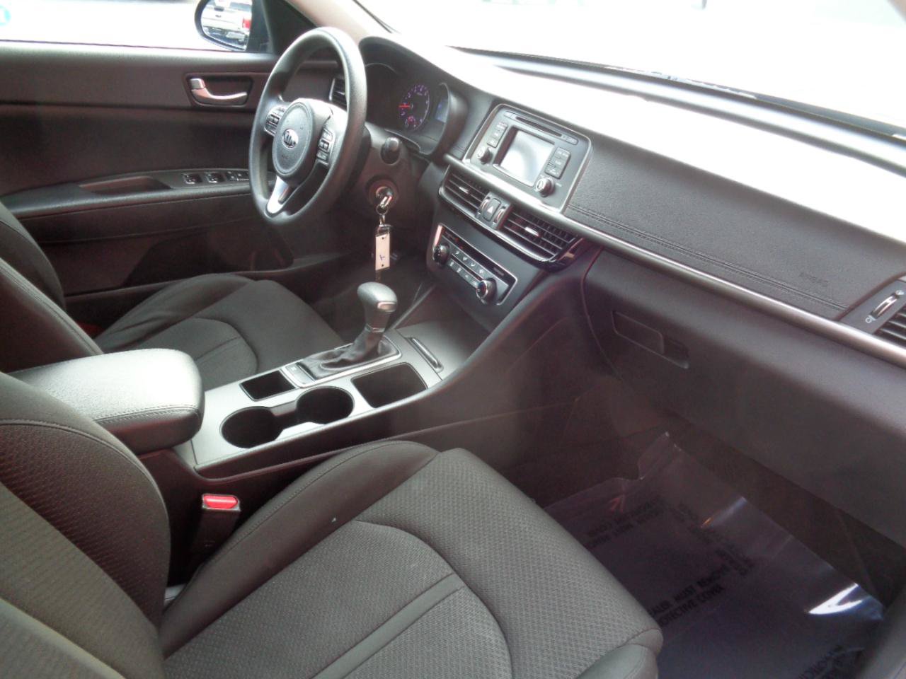 Used 2016 Kia Optima LX FWD image 12