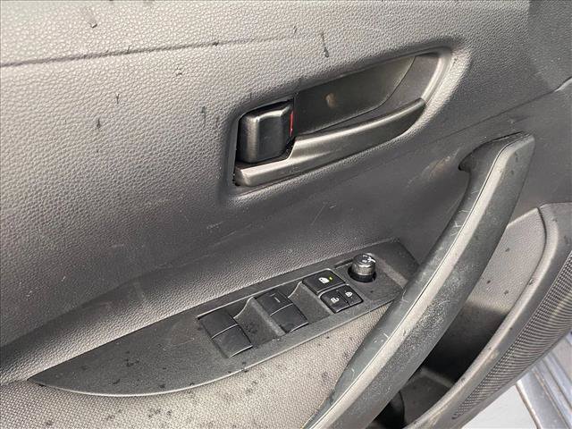 Used 2026 Toyota Corolla LE FWD image 7