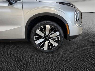 New 2026 Mitsubishi Outlander SE AWD/4WD image 11