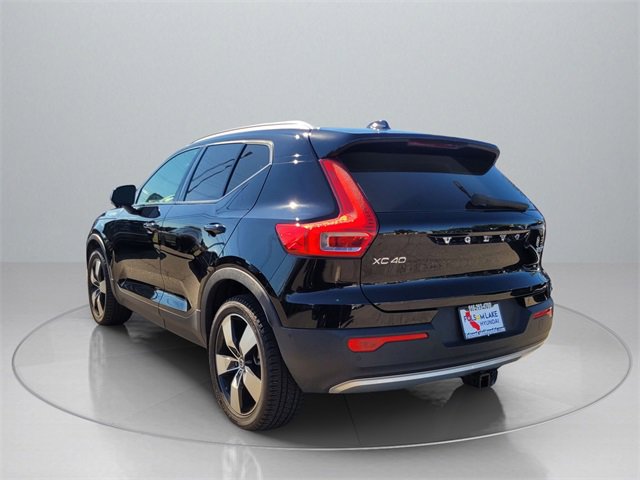 Used 2019 Volvo XC40 T5 Momentum image 5