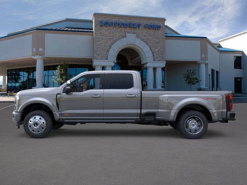 New 2026 Ford F450 Platinum w/ Platinum Plus Package image 3