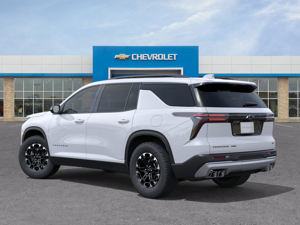 New 2027 Chevrolet Traverse Z71 w/ Enhanced Driving Package AWD/4WD image 3