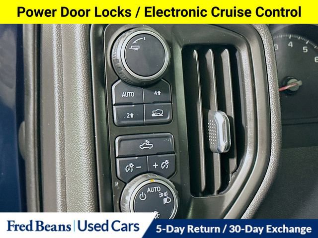 Used 2022 Chevrolet Silverado 1500 Custom image 12