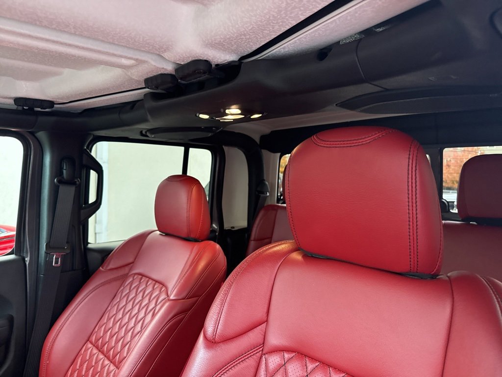 Used 2023 Jeep Gladiator Rubicon w/ LED Lighting Group image 23