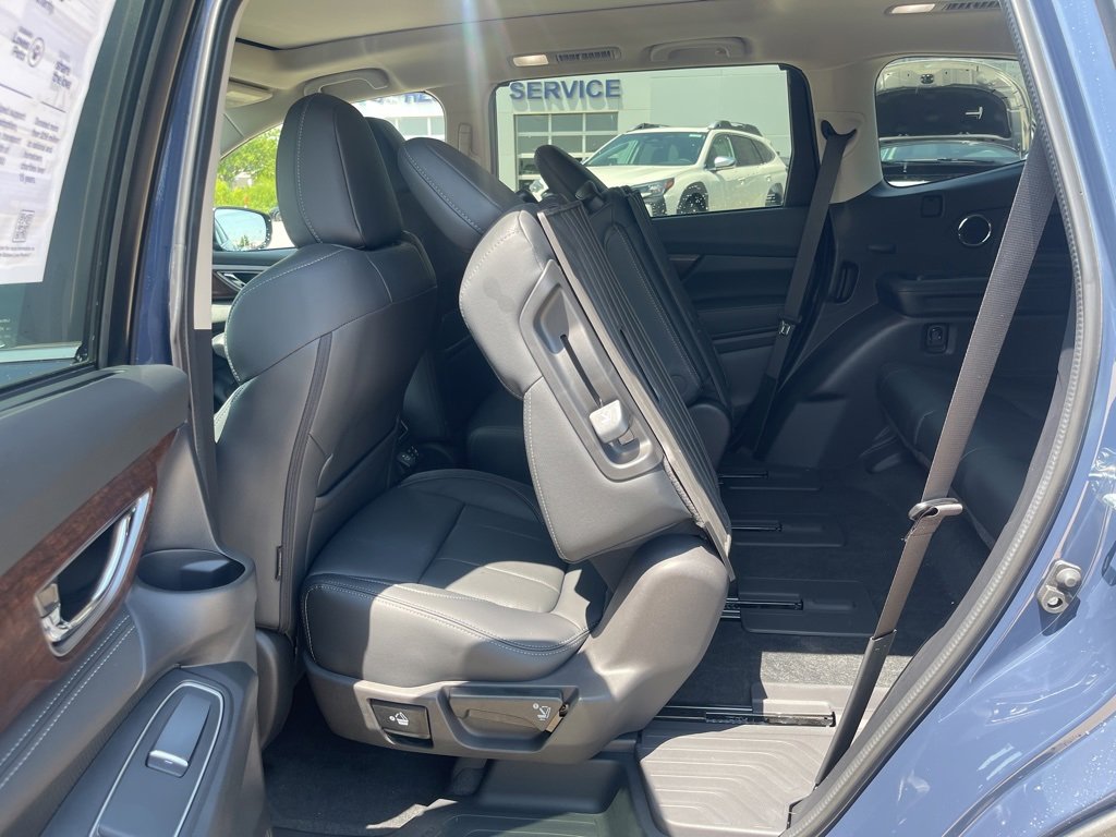 Certified 2025 Subaru Ascent Touring image 38