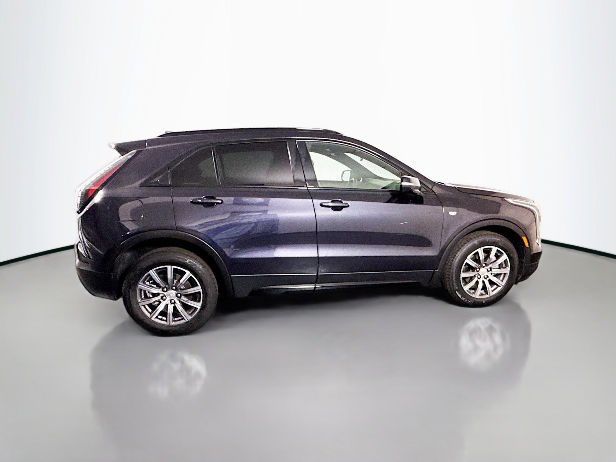 Used 2023 Cadillac XT4 Sport FWD image 11