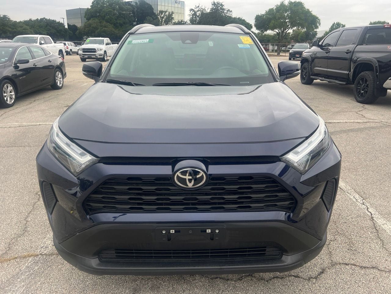 Used 2025 Toyota RAV4 XLE w/ Convenience Package FWD image 2