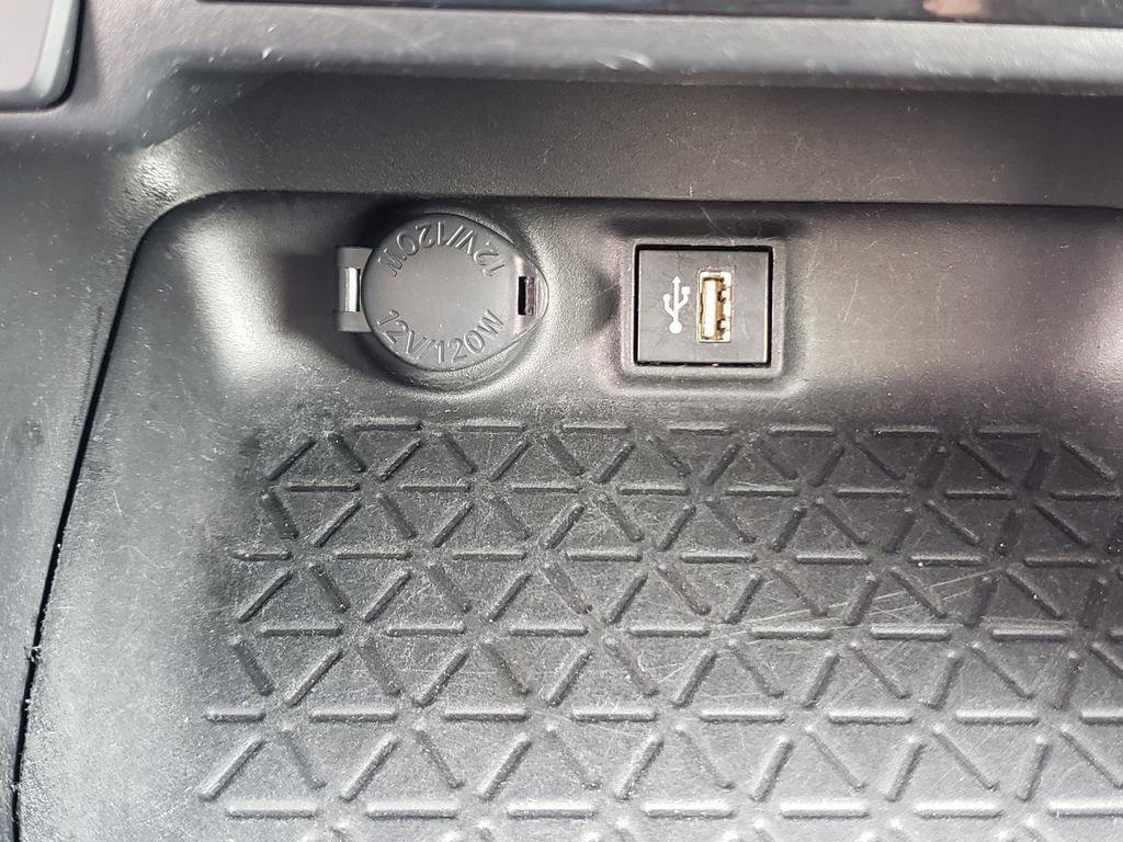 Used 2023 Toyota RAV4 XLE image 36