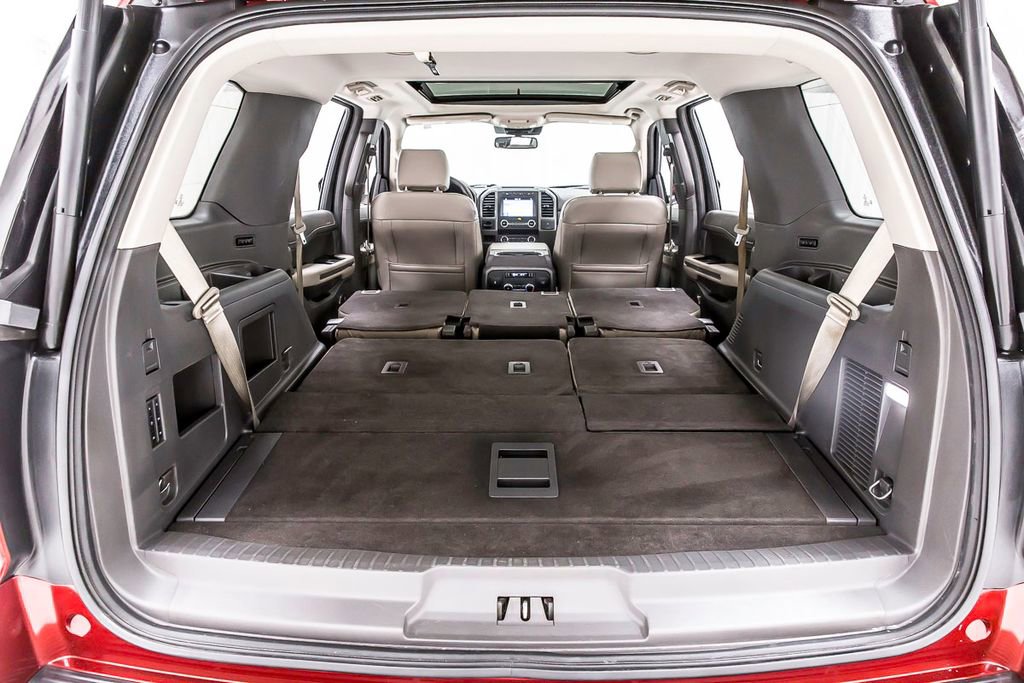 Used 2019 Ford Expedition XLT w/ Equipment Group 202A RWD image 37
