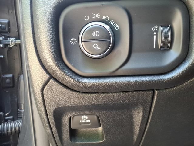 New 2026 RAM 1500 Express AWD/4WD image 20