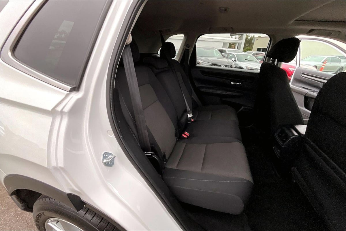 Used 2024 Honda CR-V EX image 25
