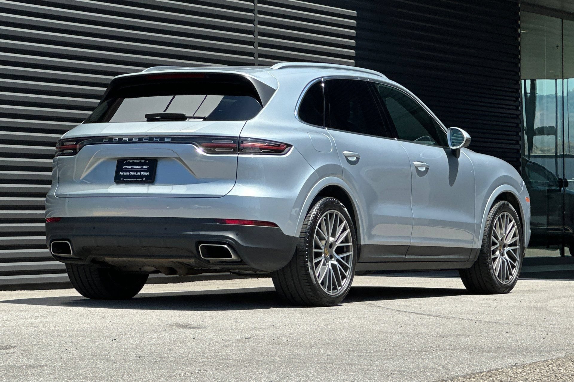 Certified 2023 Porsche Cayenne AWD/4WD image 8
