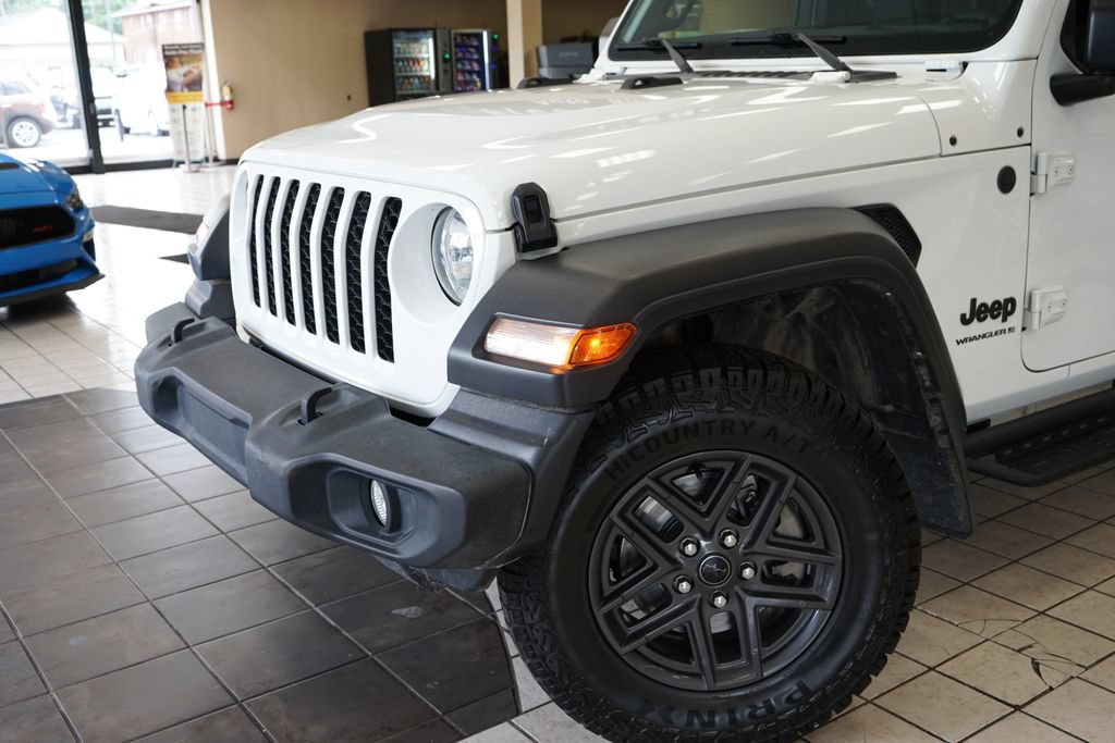 Used 2024 Jeep Wrangler Unlimited Sport AWD/4WD image 22