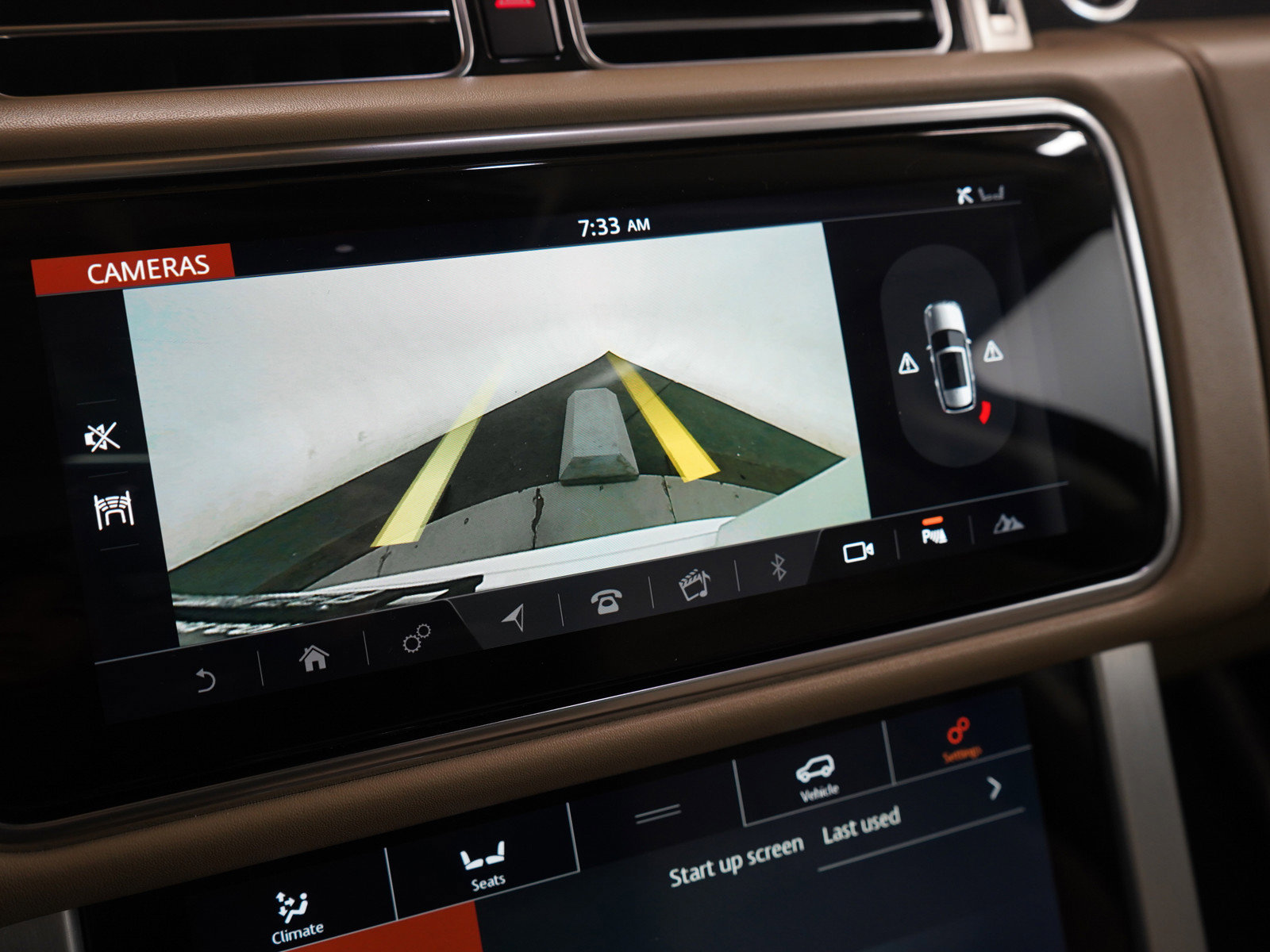 Used 2020 Land Rover Range Rover HSE image 27