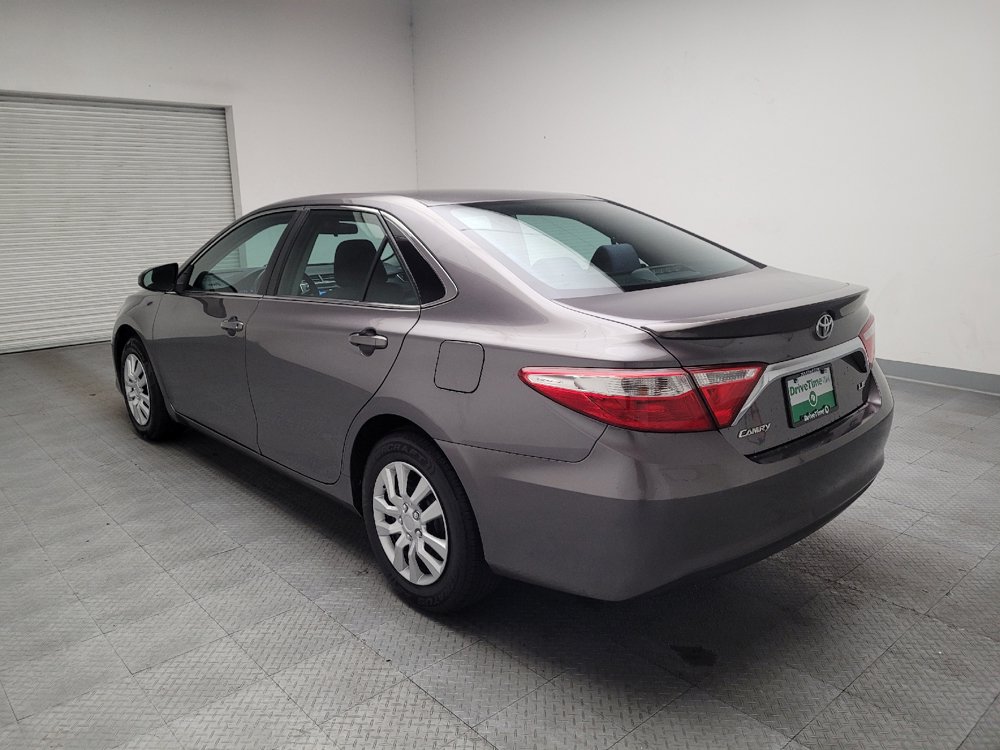Used 2015 Toyota Camry LE FWD image 5