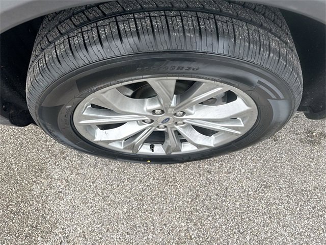 Used 2020 Ford Explorer Limited image 17