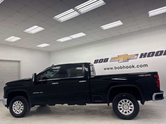 Used 2025 Chevrolet Silverado 2500 LTZ w/ LTZ Plus Package AWD/4WD image 8