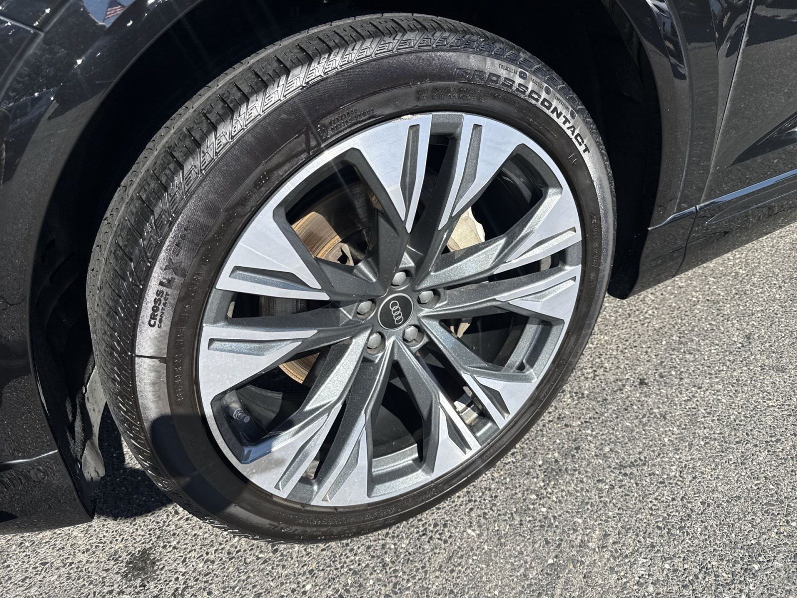 Used 2025 Audi Q8 Premium Plus AWD/4WD image 11