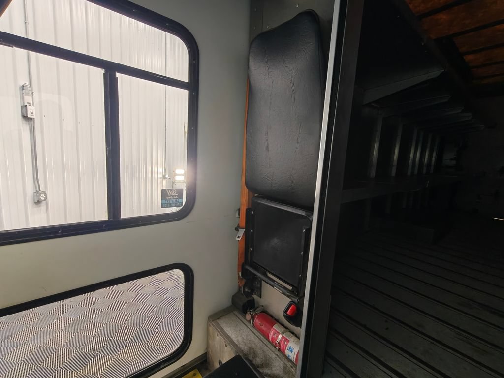 Used 2021 Ford Transit 350 DRW RWD image 32