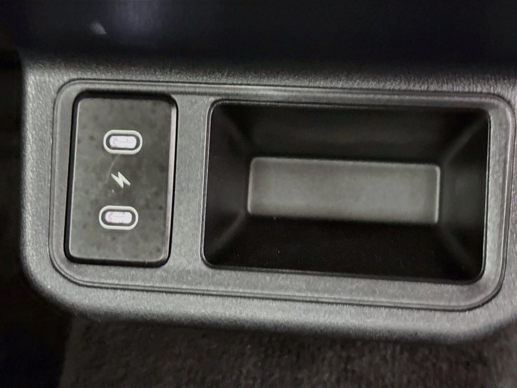 Used 2025 Kia K4 FWD image 40