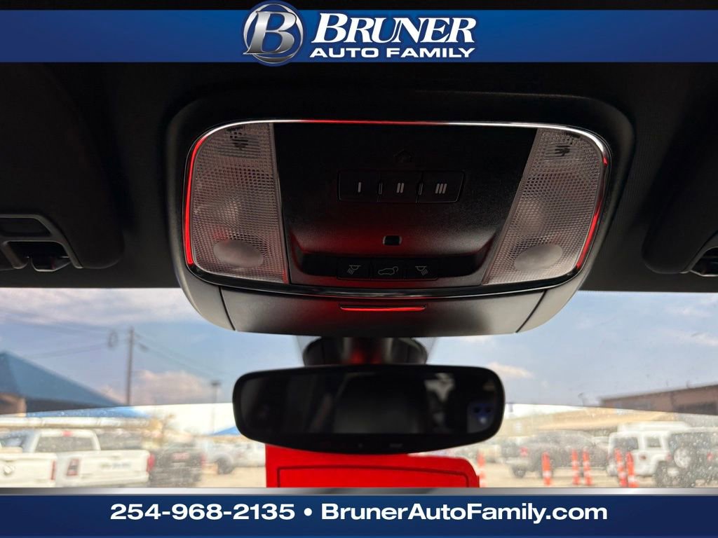 Used 2020 Dodge Durango R/T w/ Blacktop Package image 23