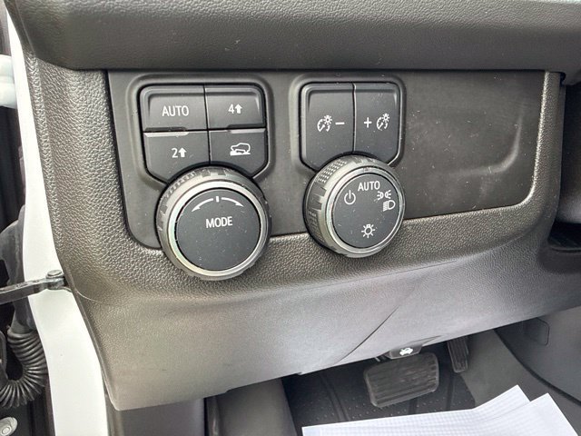 Used 2022 Chevrolet Tahoe LT w/ Luxury Package AWD/4WD image 36