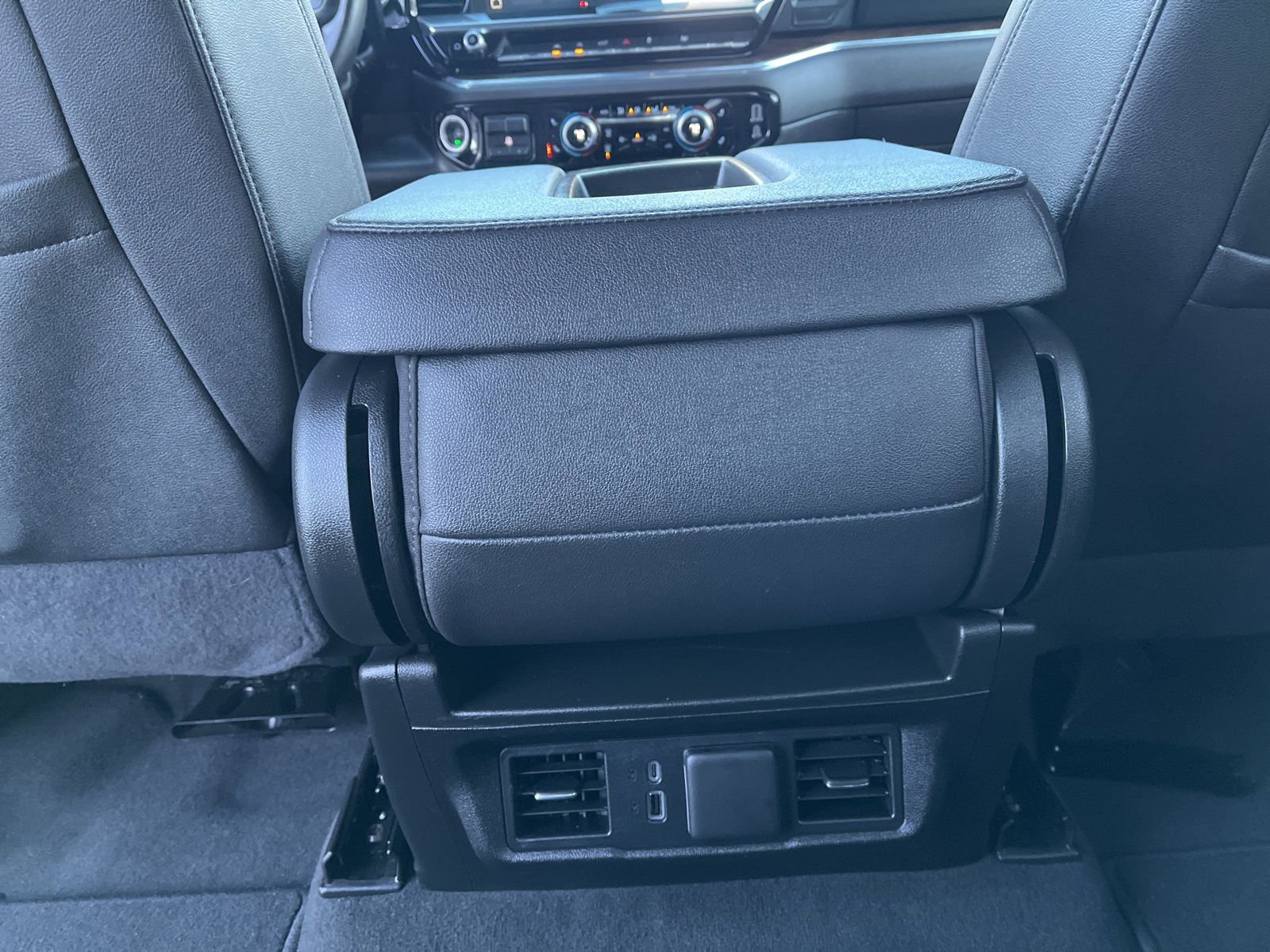 Certified 2025 GMC Sierra 1500 SLT image 36