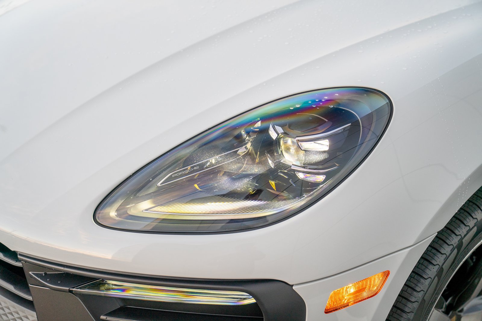 Certified 2026 Porsche Macan Turbo AWD/4WD image 30