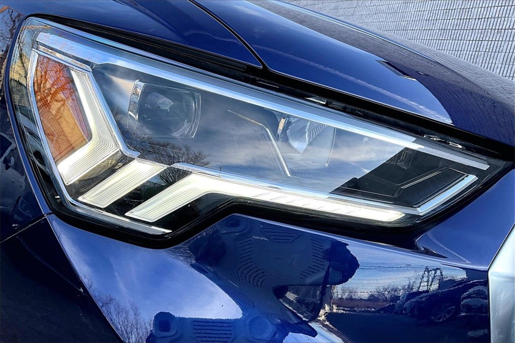 Used 2025 Audi Q3 2.0T Premium w/ Convenience Package image 32