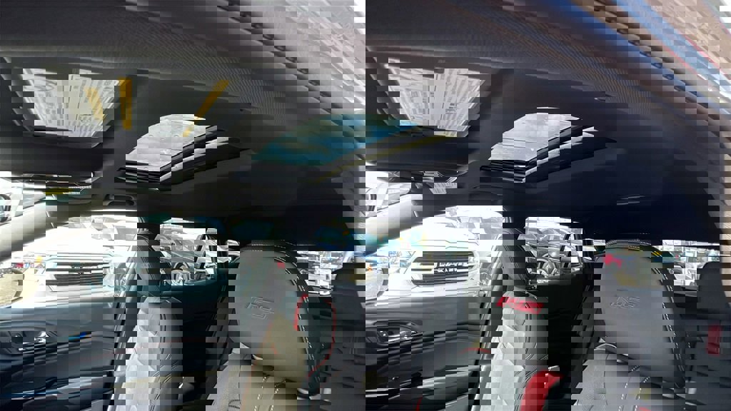 New 2026 Chevrolet Trax RS w/ Sunroof Package image 16