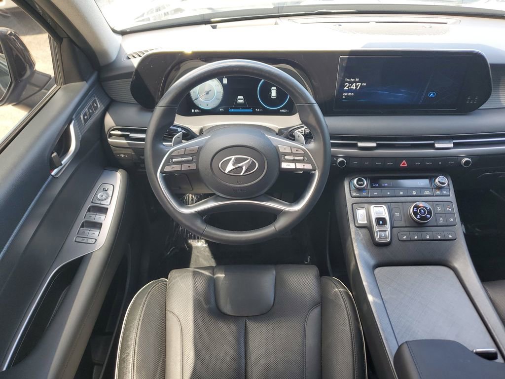 Used 2023 Hyundai Palisade Limited w/ Cargo Package AWD/4WD image 13