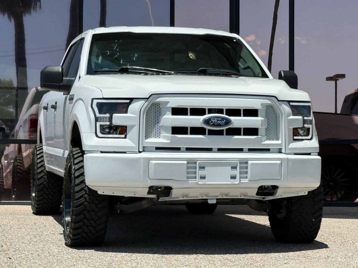 Used 2017 Ford F150 XL w/ Equipment Group 101A Mid AWD/4WD image 18
