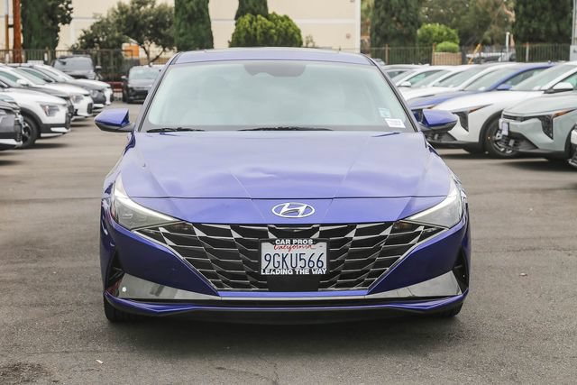 Used 2023 Hyundai Elantra Limited FWD image 3