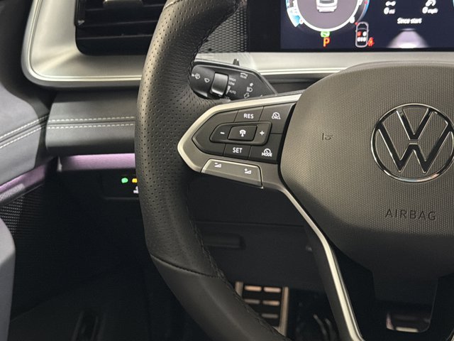 New 2026 Volkswagen Tiguan SE R-Line AWD/4WD image 30
