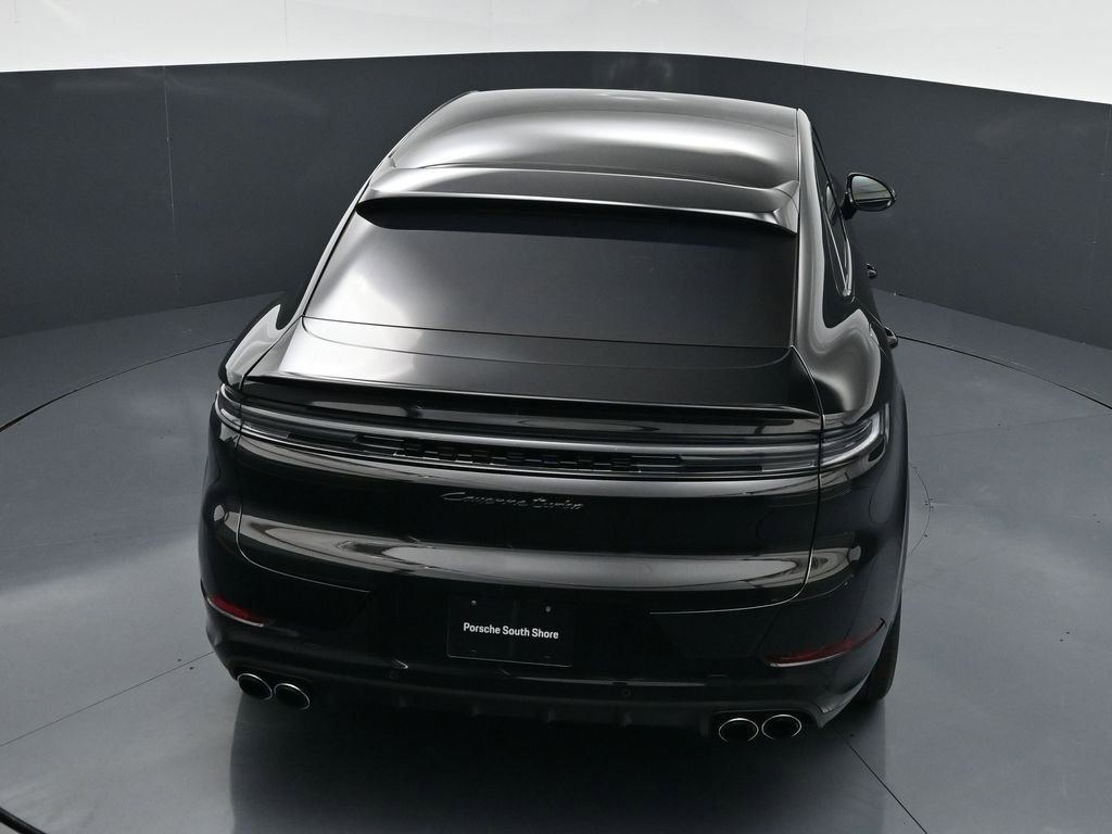 New 2024 Porsche Cayenne Turbo AWD/4WD image 15