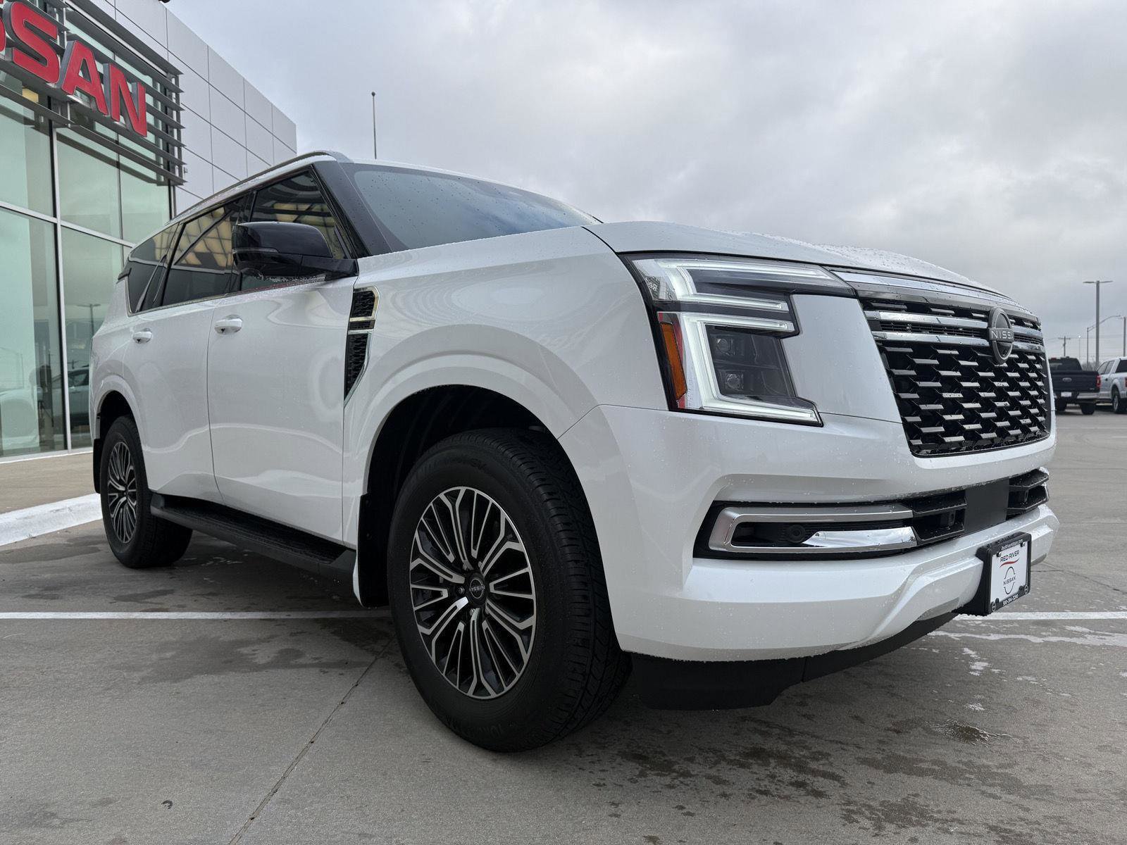 New 2026 Nissan Armada SL w/ Captain's Chari Seat Package image 4