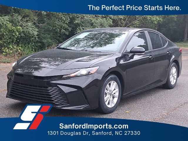 Used 2025 Toyota Camry LE
