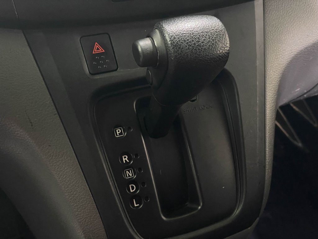 Used 2020 Nissan NV200 S image 18